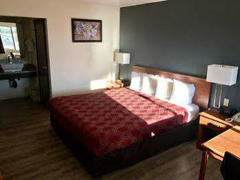 Econo Lodge University Arena Charlottesville Exterior foto